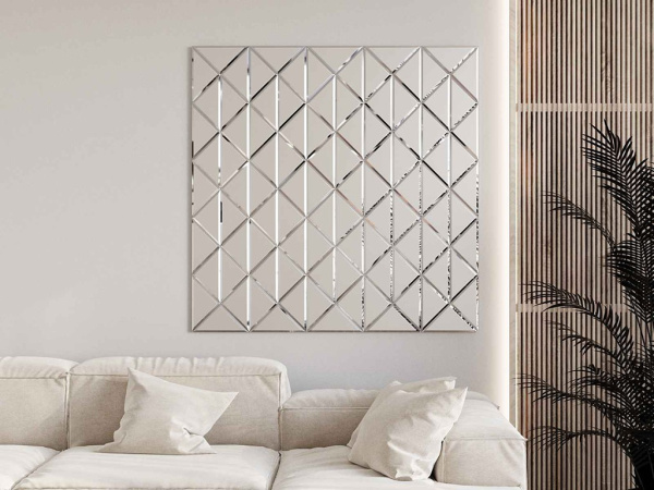 ТРЕУГОЛЬНАЯ ЗЕРКАЛЬНАЯ ПЛИТКА С ФАЦЕТОМ в Москве